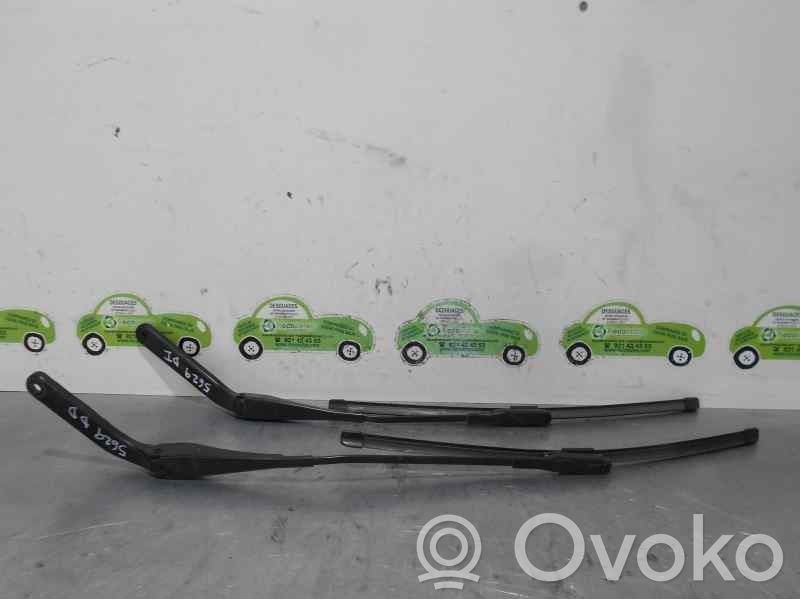 BMW 1 E81 E87 Bras d'essuie-glace avant 