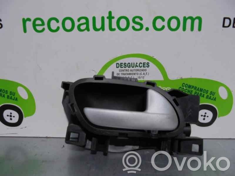 Peugeot 207 Manecilla interna puerta trasera 