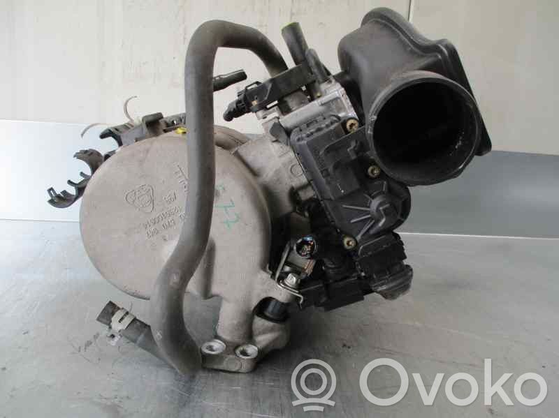 Opel Corsa B Kolektor ssący 