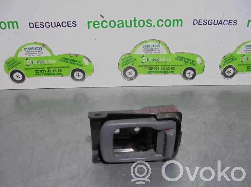 Nissan Serena Manecilla interna puerta delantera 