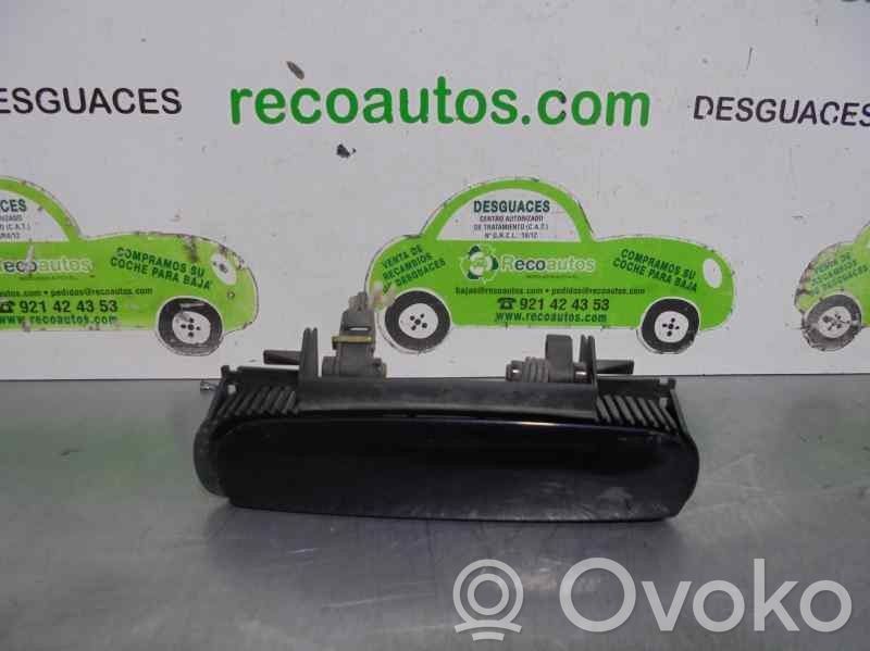 Audi A6 Allroad C5 Maniglia esterna per portiera anteriore 