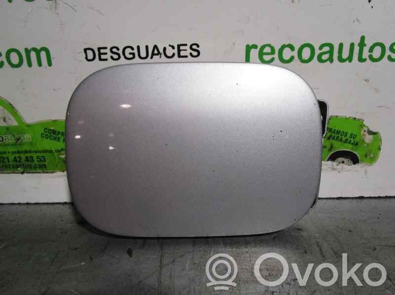 Mercedes-Benz C W203 Tapón del depósito de combustible