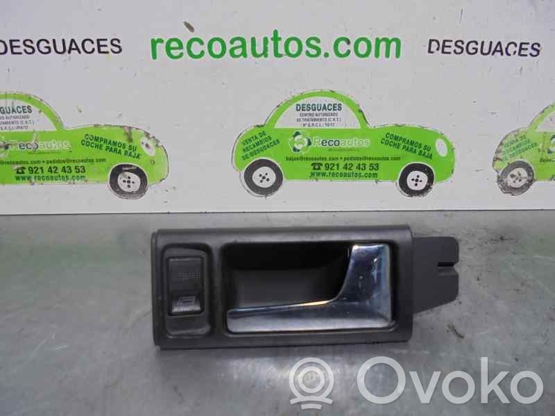 Klamka wewnętrzna drzwi przednich   4B0837020C