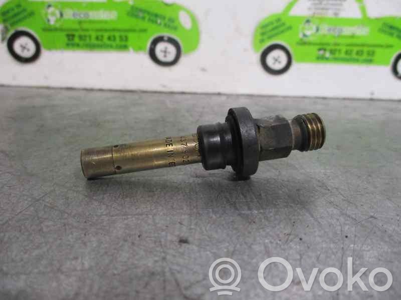 Mercedes-Benz E W124 Inyector de combustible 