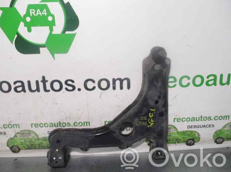 Opel Astra G Рычаг 