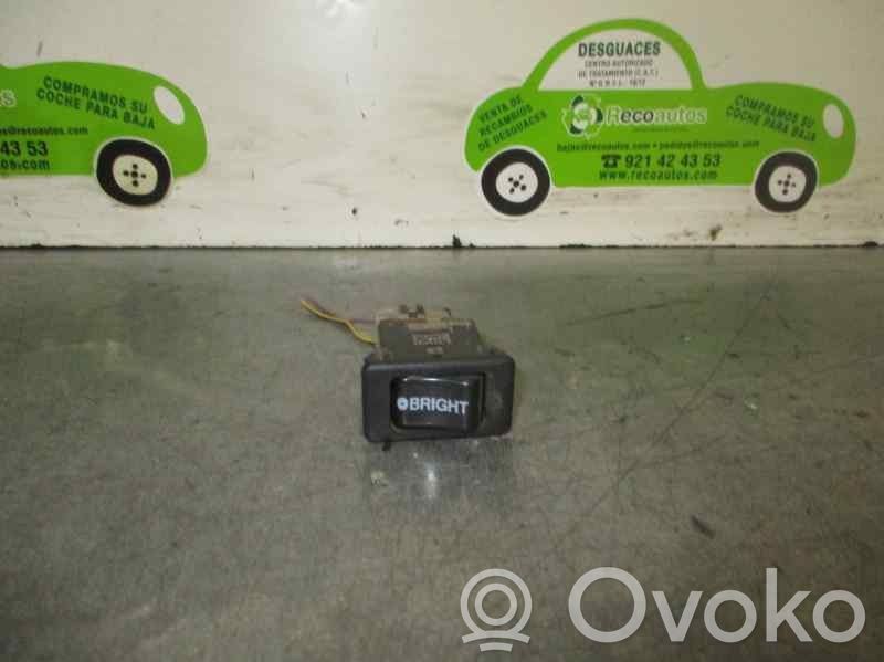 Subaru Forester SF Electric window control switch 