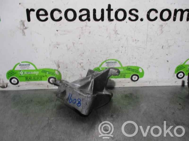 Engine mount bracket   90496729,90496729