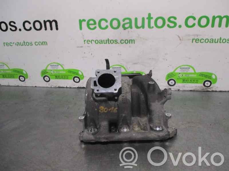 Opel Corsa B Colector de admisión 