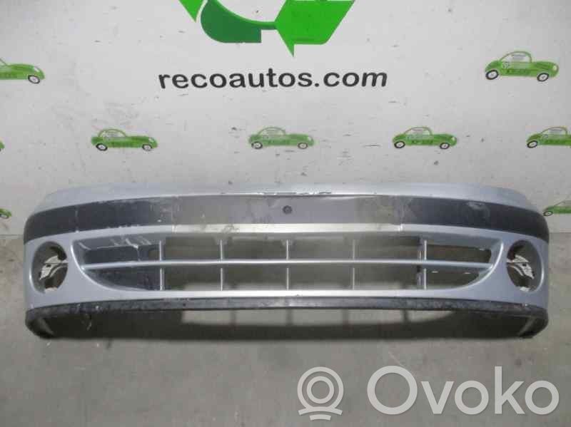 Renault Megane I Parachoques delantero 