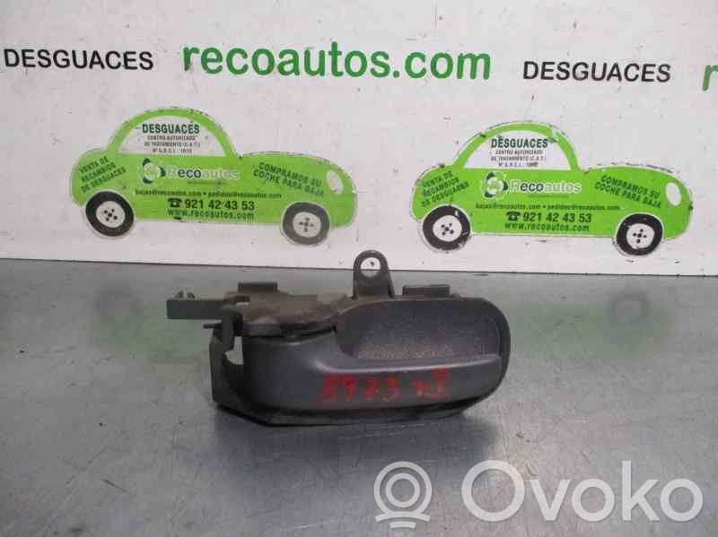 Manecilla interna puerta trasera   9143K9
