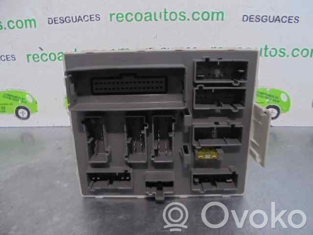 Ford Focus Juego de caja de fusibles 
