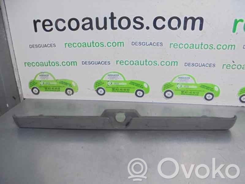 Opel Kadett E Manecilla externa puerta trasera 