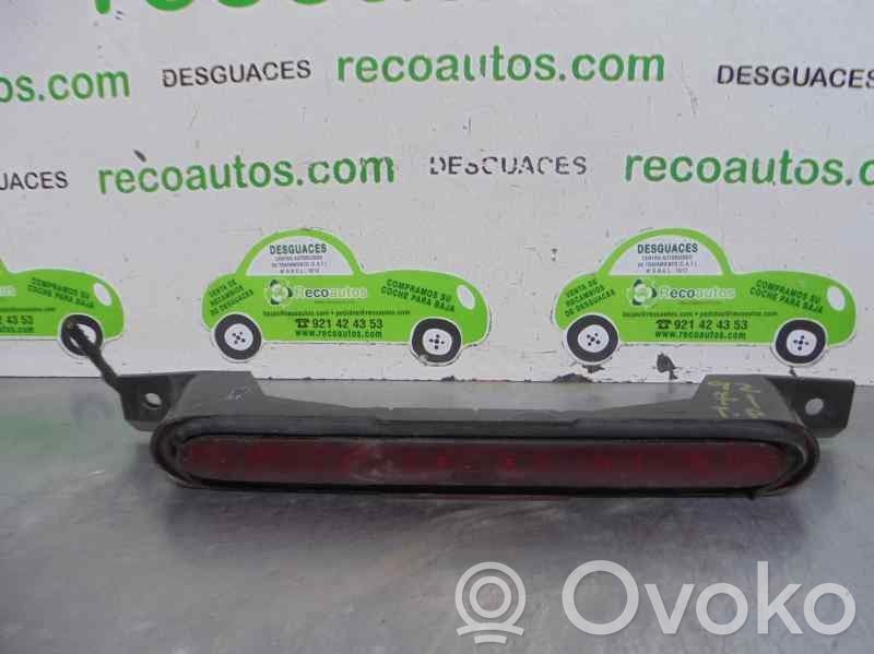 Ford Focus Third/center stoplight 