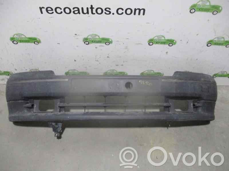 Renault Clio I Parachoques delantero 