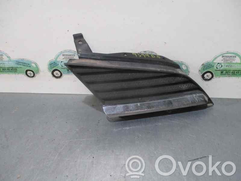 Nissan Primera Fender grill 
