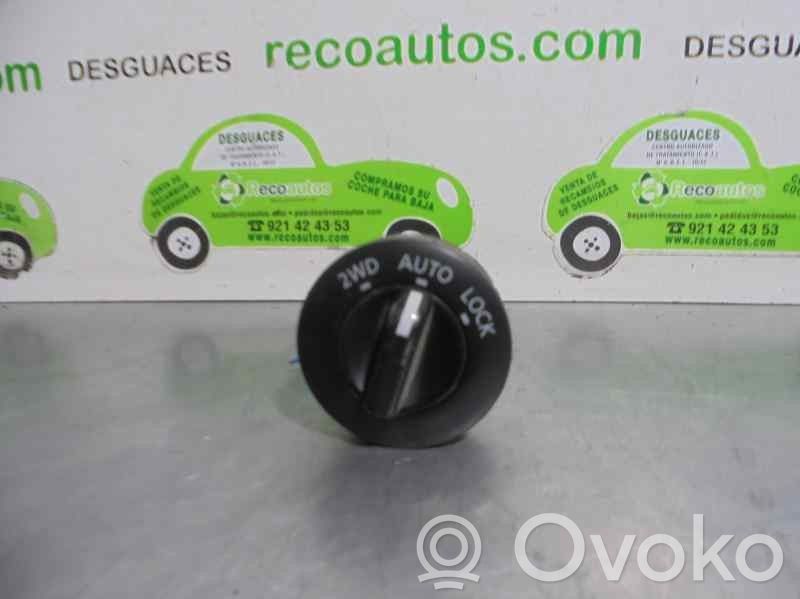 Nissan X-Trail T30 Interruptor de control del panel de luces 