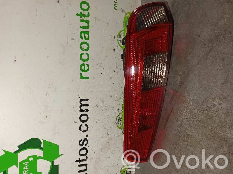 Ford Fiesta Lampă spate în caroserie 
