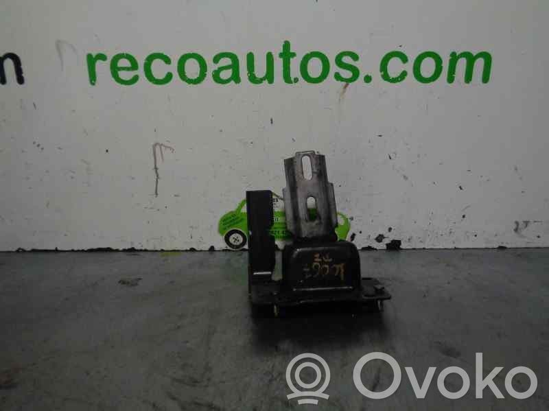 Engine mount bracket   9650586180