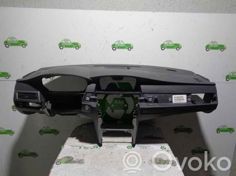BMW 5 E60 E61 Tableau de bord 