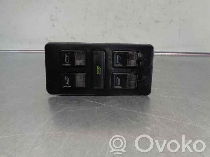 Audi A6 S6 C4 4A Interruttore di controllo dell’alzacristalli elettrico
