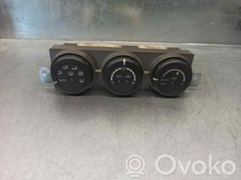 Nissan X-Trail T30 Ilmastoinnin ohjainlaite 