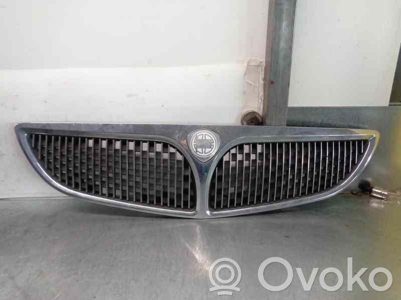 Lancia Lybra Etusäleikkö 