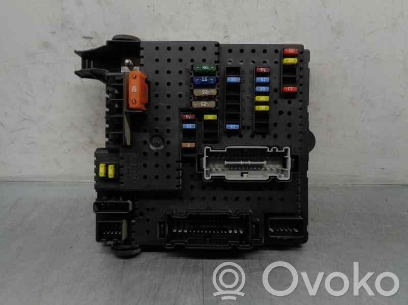 Volvo S60 Fuse box set 