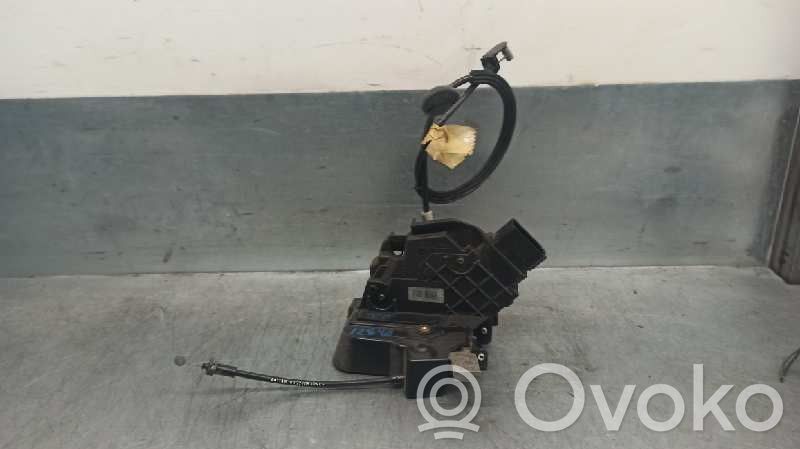 Ford Focus Aizmugurē slēdzene 