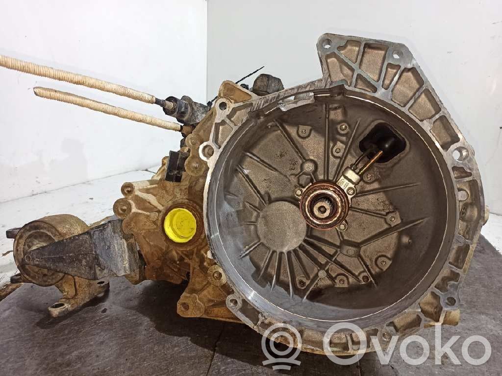 Manualna 5-biegowa skrzynia biegów   XS7R7002EA,1GA18K13000280