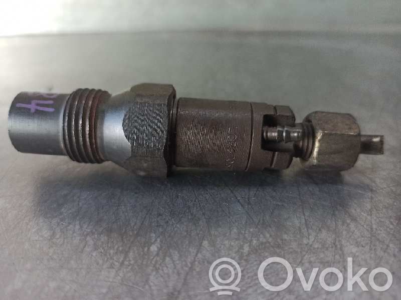 Ford Fiesta Fuel injector 