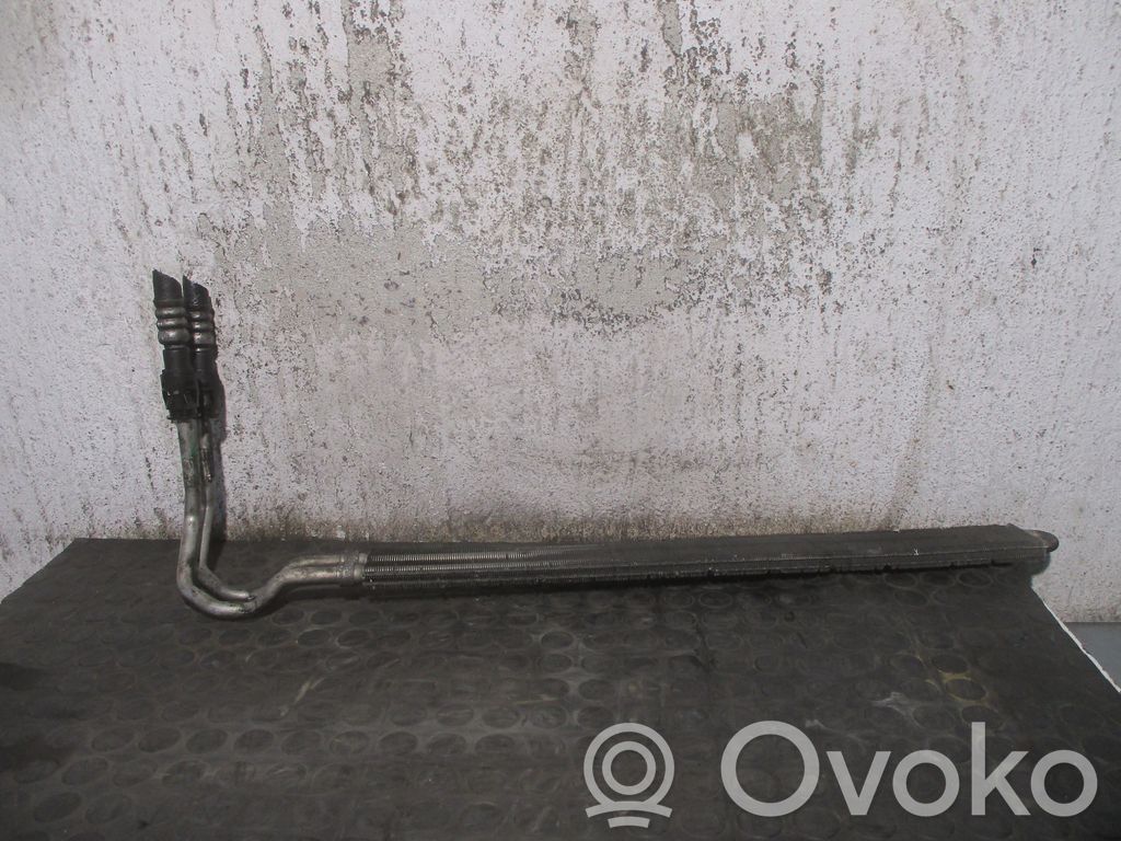 BMW 5 E60 E61 Stūres pastiprinātāja radiators 