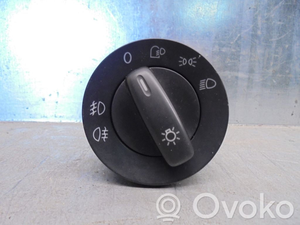 Volkswagen Passat Alltrack Interruptor de control del panel de luces 
