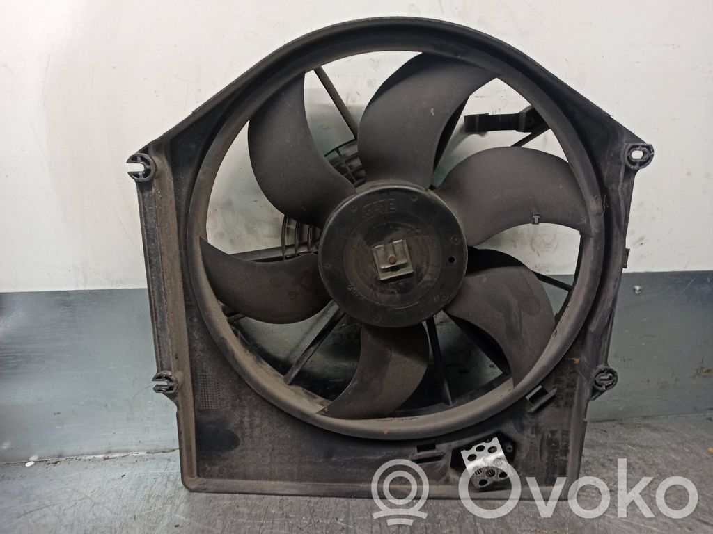 Renault Clio II Elektrisks radiatoru ventilators 