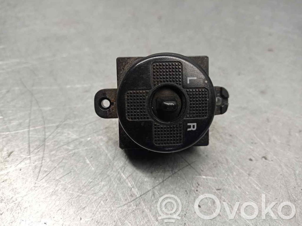 KIA Rio Wing mirror switch 