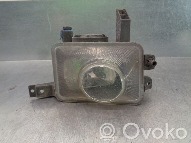 Opel Corsa C Miglas lukturis priekšā 