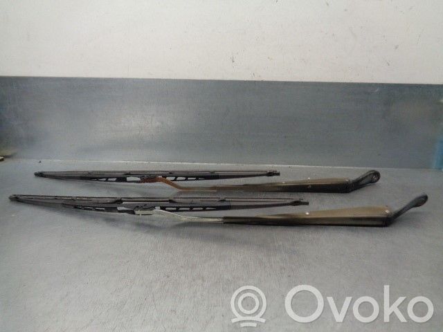 Wischerarm vorne   4095634