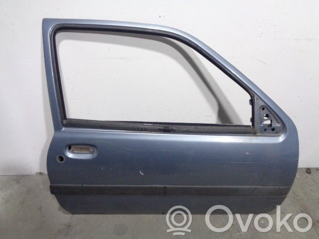 Ford Fiesta Puerta delantera 