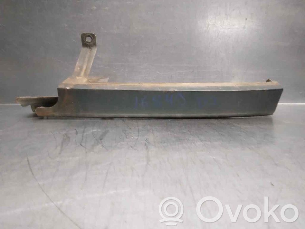 Opel Monterey Lampa przednia 