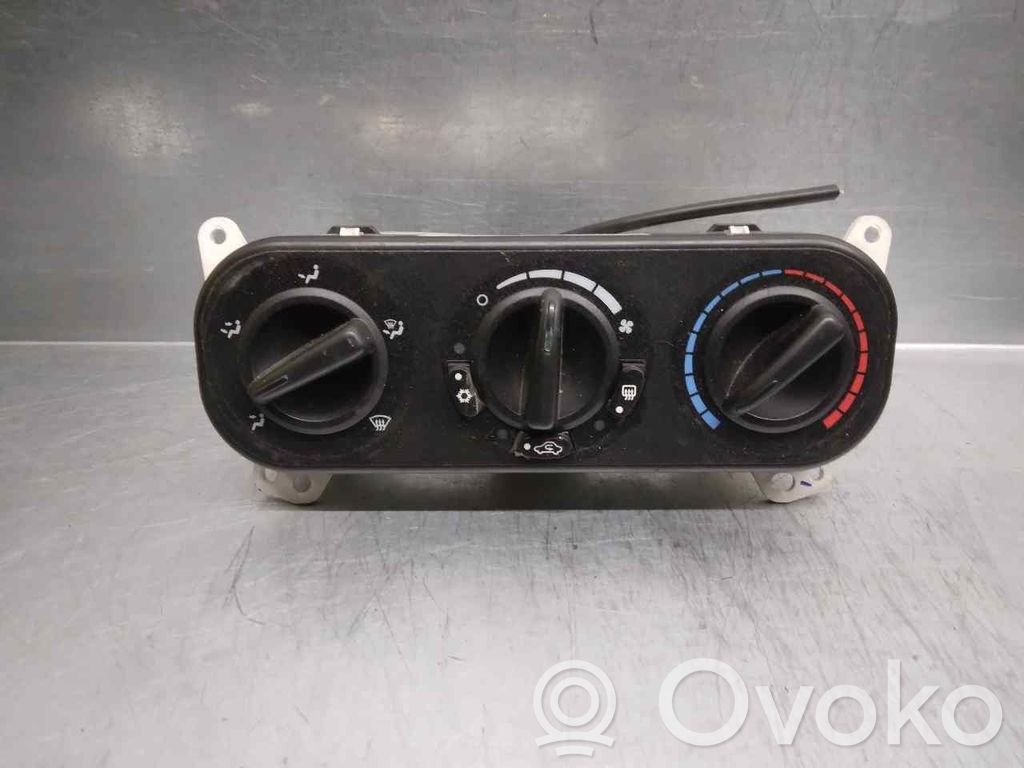 Jeep Compass Air conditioner control unit module 