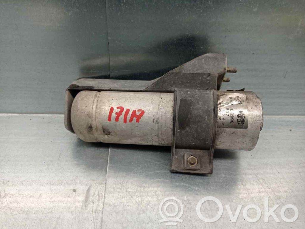 Alfa Romeo 145 - 146 Staffa di fissaggio del serbatoio del carburante