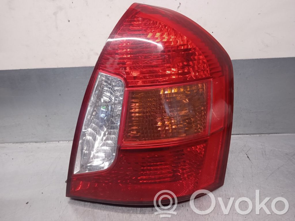 Hyundai Accent Lampă spate în caroserie 