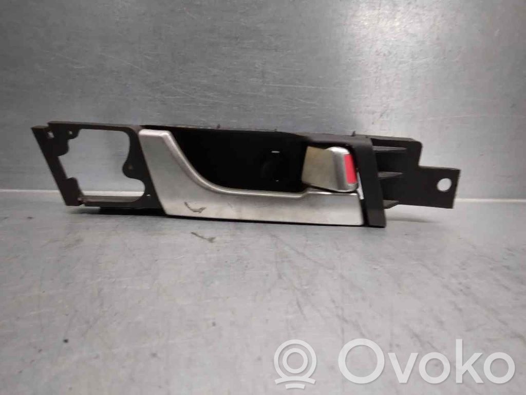 Chevrolet Captiva Rear door interior handle 