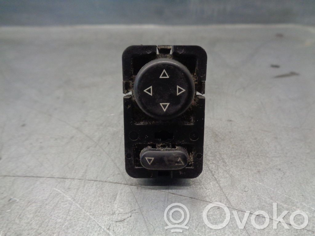 Peugeot 406 Interruptor del espejo lateral 