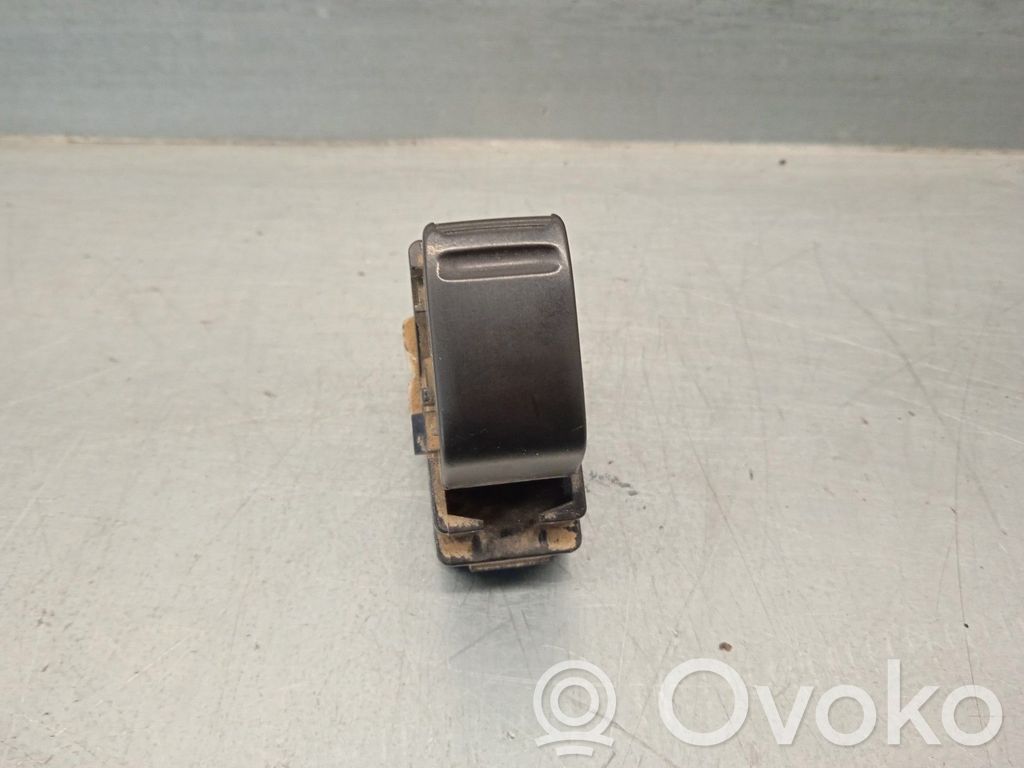 Subaru Forester SG Electric window control switch 