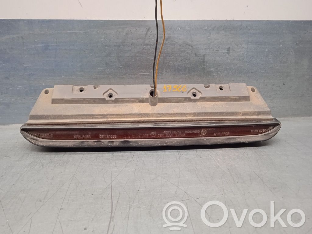 Subaru Forester SG Third/center stoplight 