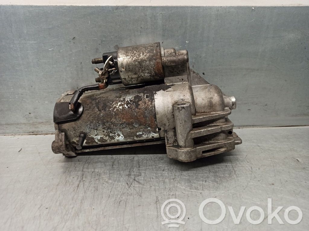 Motor de arranque   Y60118400B