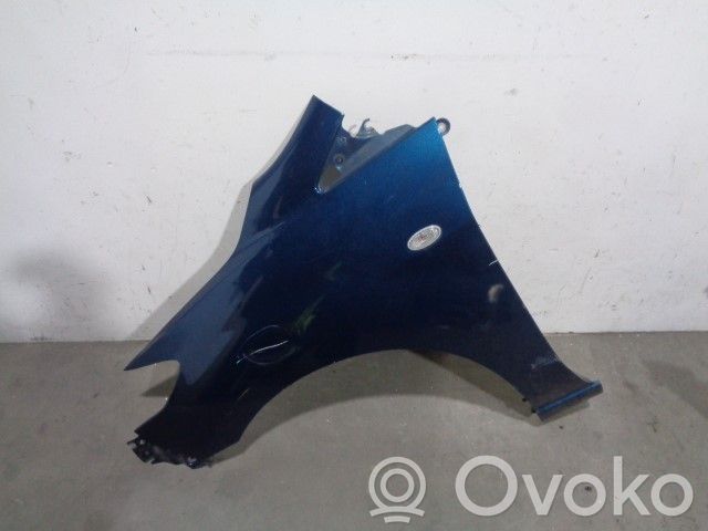Mazda 5 Sparnas 