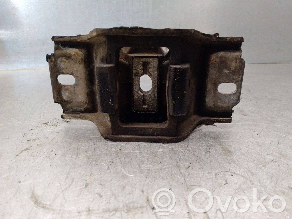 Ford Fiesta Engine mount bracket 