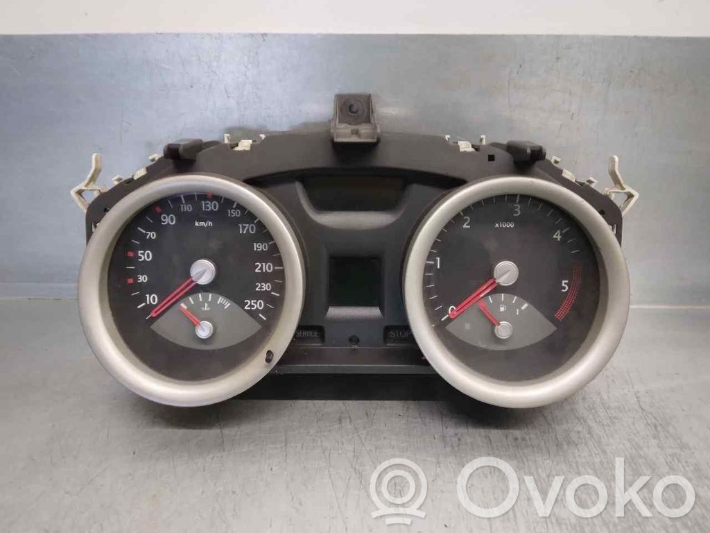 Renault Megane II Speedometer (instrument cluster) 