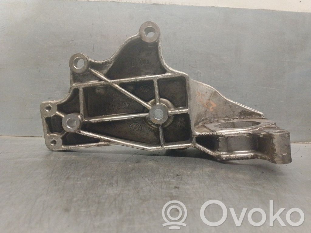 Engine mount bracket   46547519,46547519